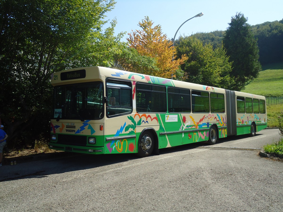 (135'640) - TN Neuch�tel (R�trobus) - Nr. 21 - Volvo/Hess (ex BBB St-Aubin Nr. 21) am 20. August 2011 in Moudon, R�trobus