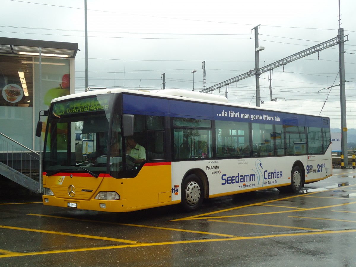 (135'829) - Kistler, Reichenburg - SZ 58'004 - Mercedes am 5. September 2011 beim Bahnhof Pf�ffikon