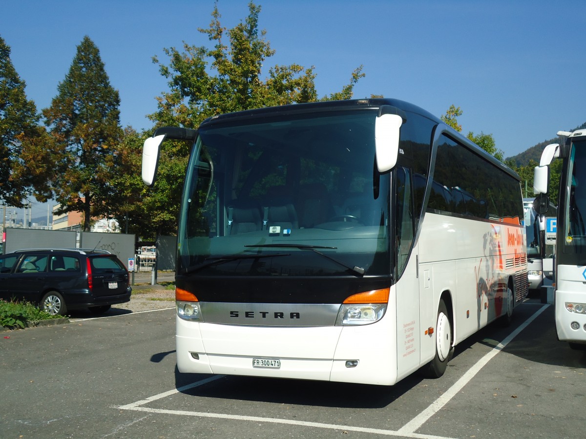 (136'254) - Chardonnens, F�tigny - FR 300'471 - Setra am 30. September 2011 in Thun, Seestrasse