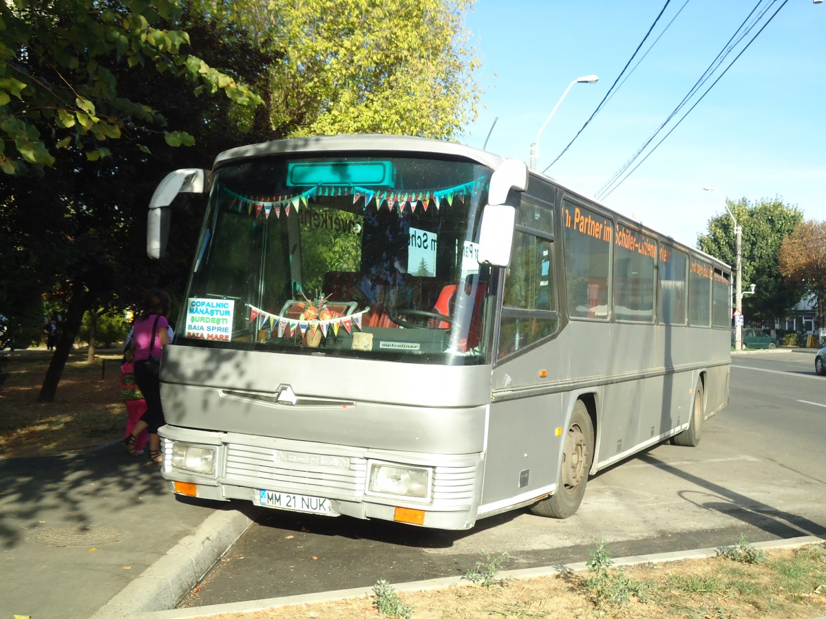 (136'294) - ??? - MM 21 NUK - Neoplan/Auw�rter (ex Deutschland) am 3. Oktober 2011 in Baia Mare