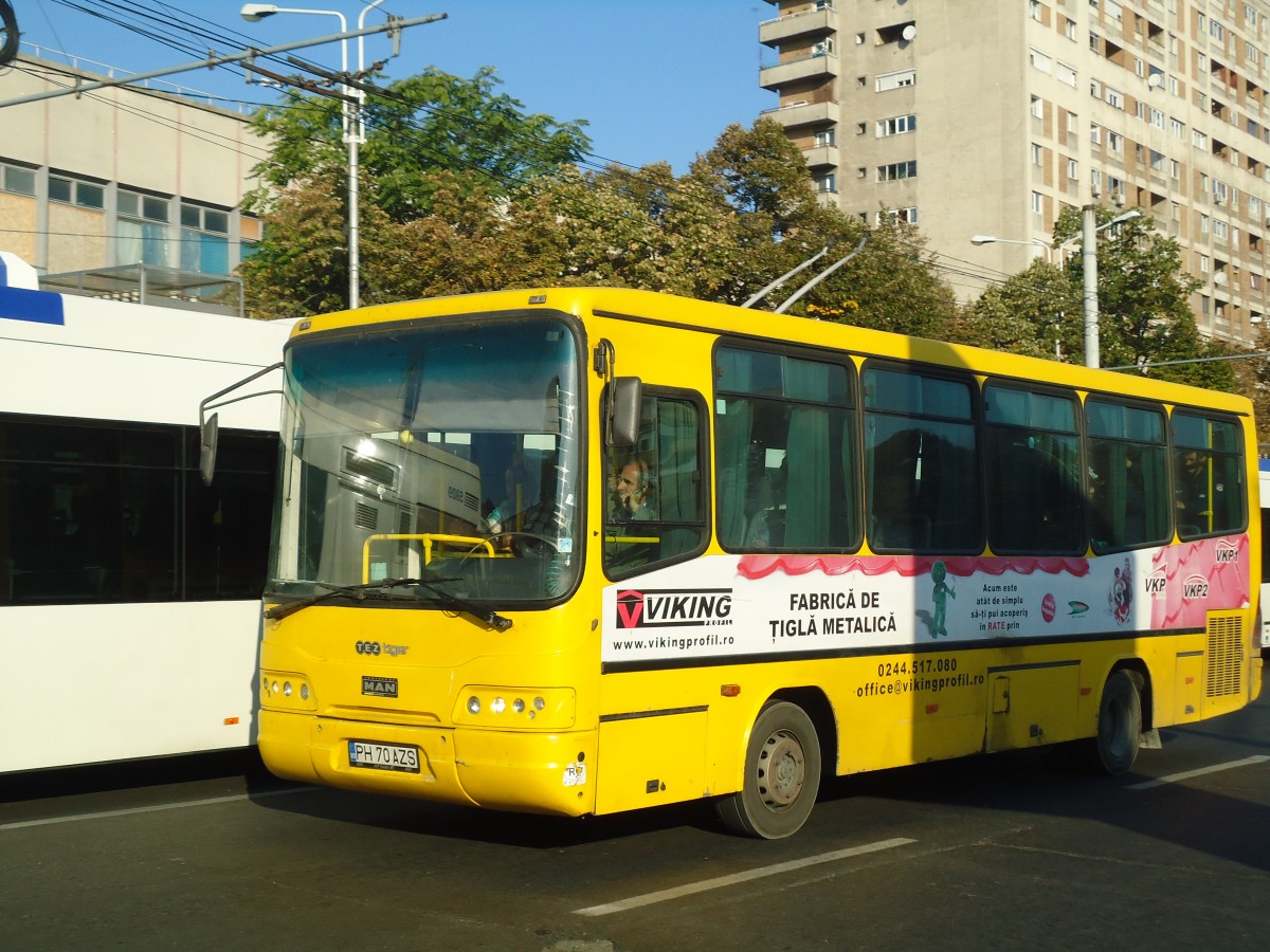(136'400) - ??? - PH 70 AZS - MAN am 5. Oktober 2011 beim Bahnhof Ploiesti S�d