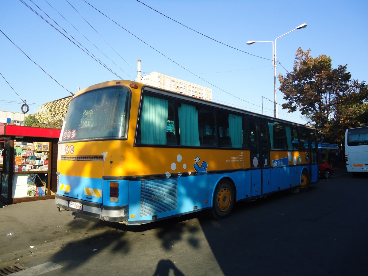 (136'417) - ??? - PH 11 GAR - Setra (ex Deutschland) am 5. Oktober 2011 beim Bahnhof Ploiesti S�d