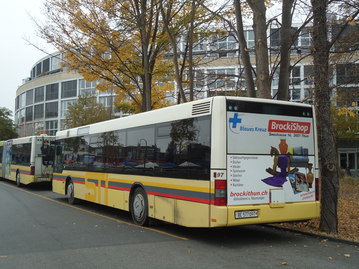 (136'725) - STI Thun - Nr. 97/BE 577'097 - MAN am 11. November 2011 bei der Schiffl�ndte Thun