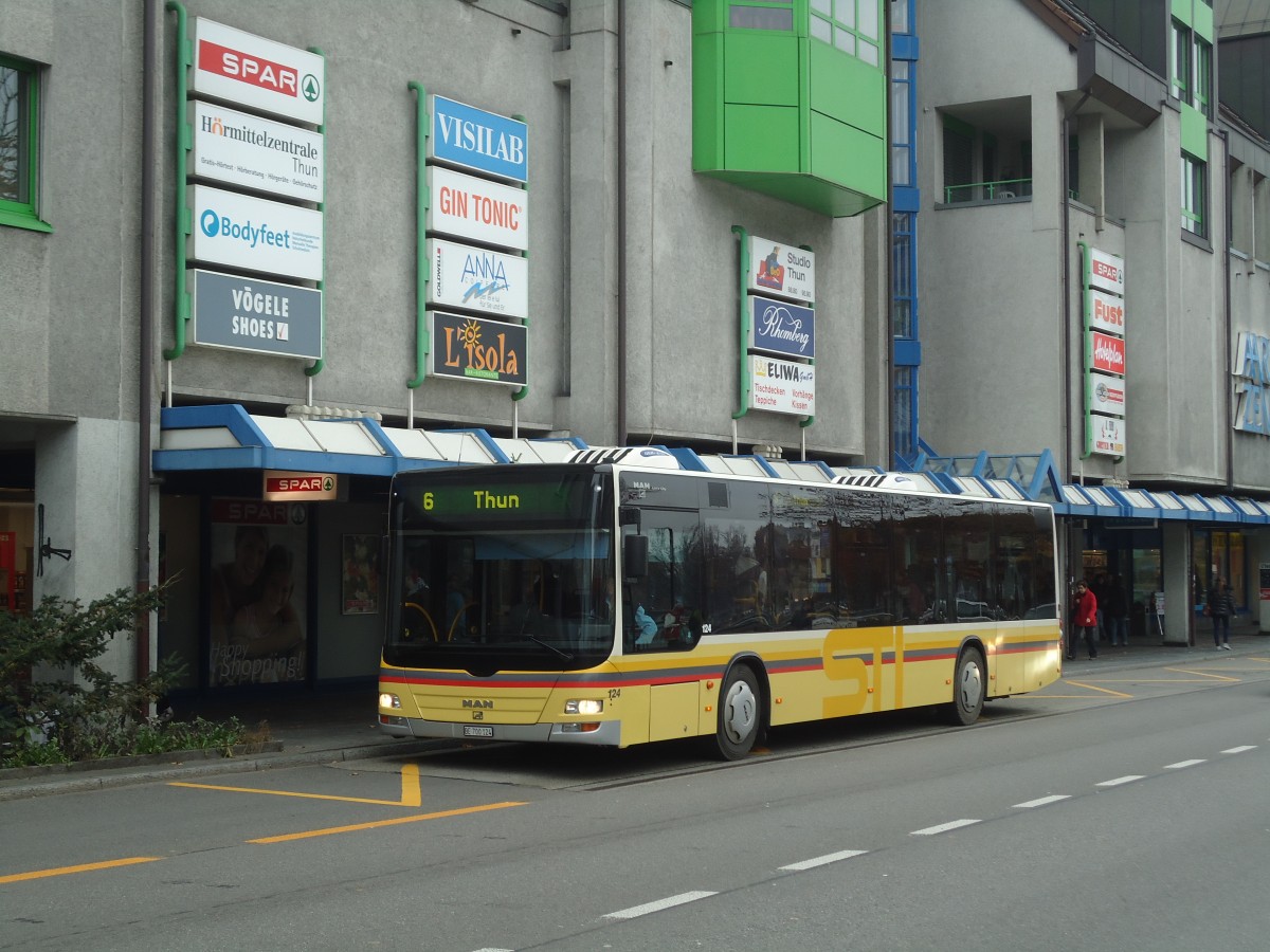 (136'731) - STI Thun - Nr. 124/BE 700'124 - MAN am 11. November 2011 in Thun, Postbr�cke