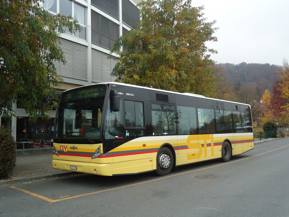 (136'742) - STI Thun - Nr. 5/BE 102'205 - Van Hool (ex Moser, Teuffenthal; ex Burri, Teuffenthal) am 11. November 2011 bei der Schiffl�ndte Thun