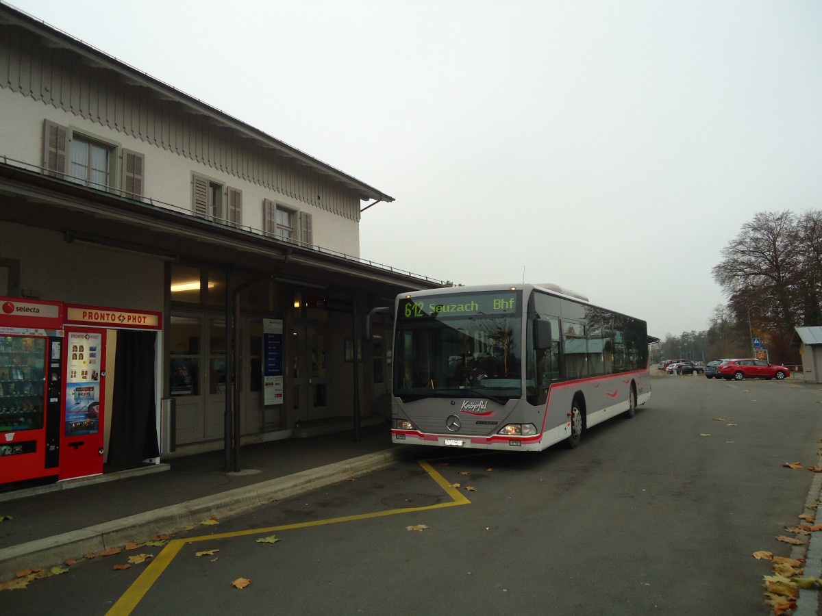 (136'989) - Kn�pfel, Dinhard - Nr. 179/ZH 255'593 - Mercedes am 24. November 2011 beim Bahnhof Andelfingen