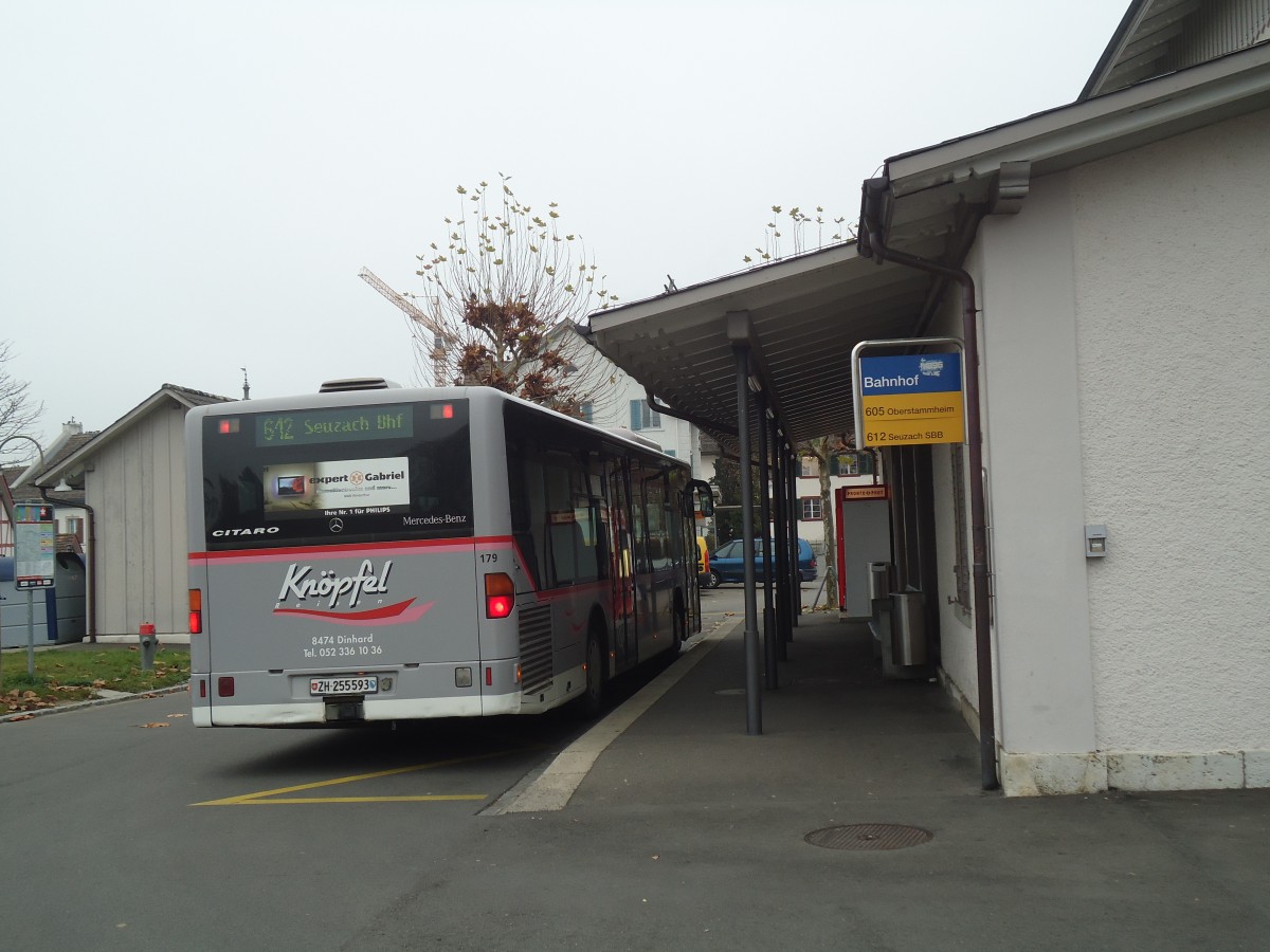 (136'992) - Kn�pfel, Dinhard - Nr. 179/ZH 255'593 - Mercedes am 24. November 2011 beim Bahnhof Andelfingen