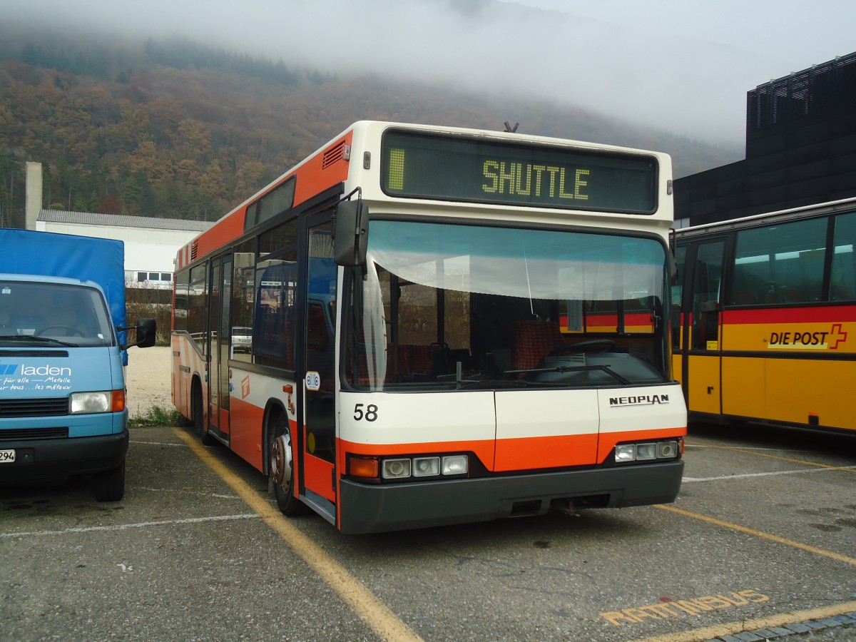 (137'029) - RATP, Satigny - Nr. 58 - Neoplan (ex Dupraz, Gen�ve Nr. 58) am 26. November 2011 in Biel, Rattinbus
