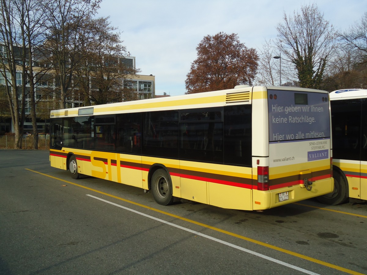 (137'067) - STI Thun - Nr. 77/BE 274'177 - MAN am 28. November 2011 bei der Schiffl�ndte Thun