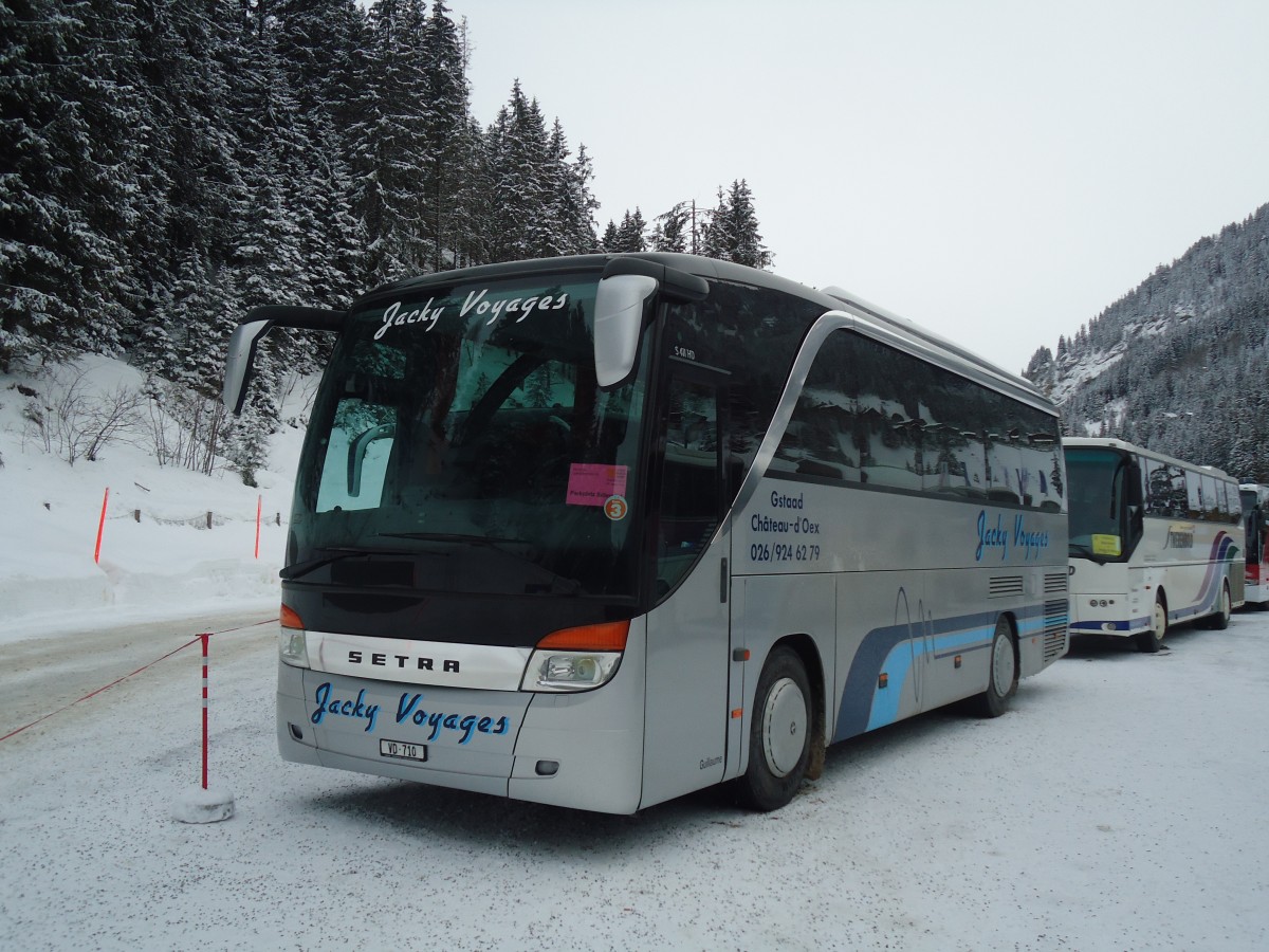 (137'414) - Jacky Voyages, Ch�teau-d'Oex - VD 710 - Setra am 7. Januar 2012 in Adelboden, ASB