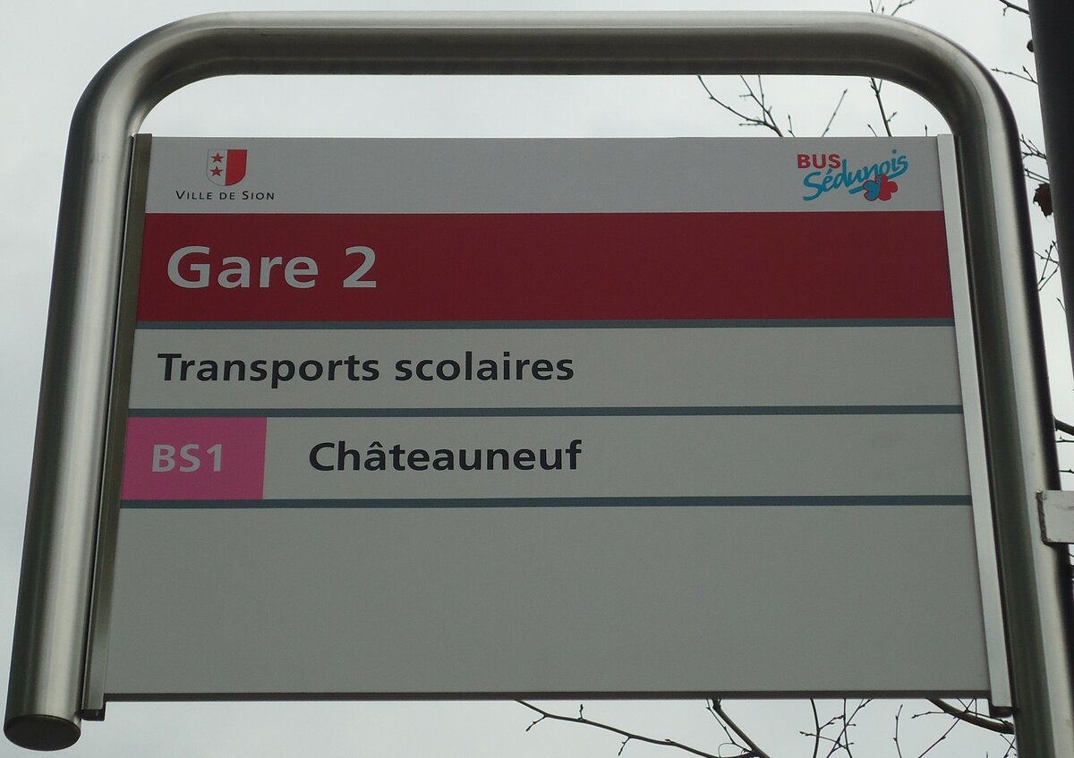 (137'786) - BUS-S�dunois-Haltestellenschild - Sion, Gare - am 19. Februar 2012