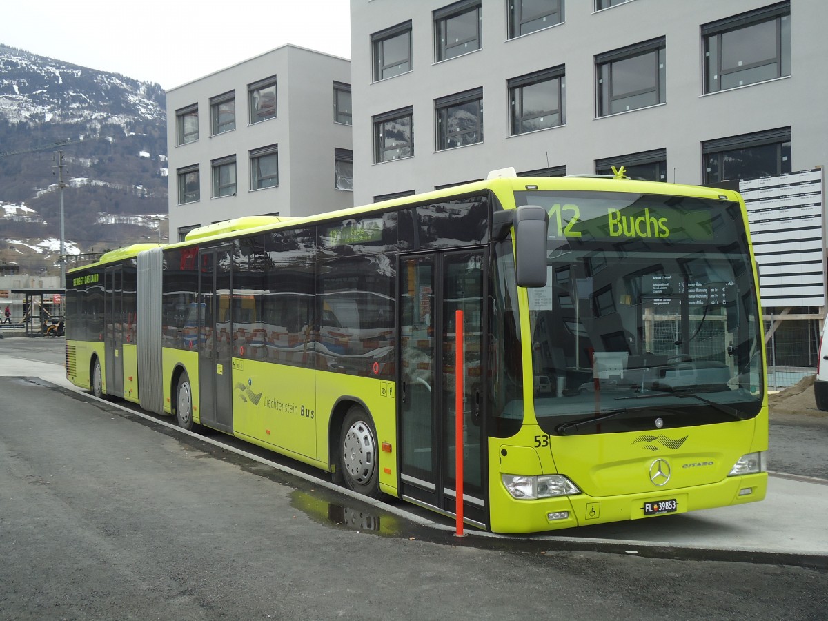 (137'953) - Aus Liechtenstein: LBA Vaduz - Nr. 53/FL 39'853 - Mercedes am 5. M�rz 2012 beim Bahnhof Sargans