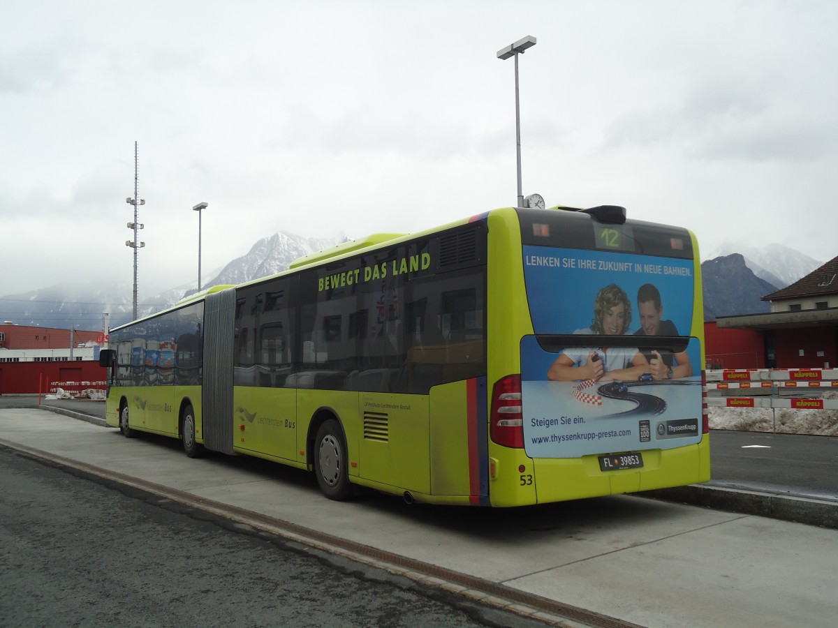 (137'954) - Aus Liechtenstein: LBA Vaduz - Nr. 53/FL 39'853 - Mercedes am 5. M�rz 2012 beim Bahnhof Sargans