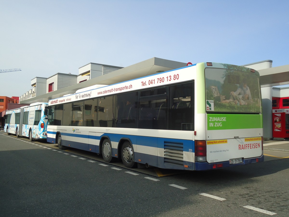 (138'048) - Odermatt, Rotkreuz - Nr. 221/ZG 25'786 - Scania/Hess am 6. M�rz 2012 beim Bahnhof Rotkreuz