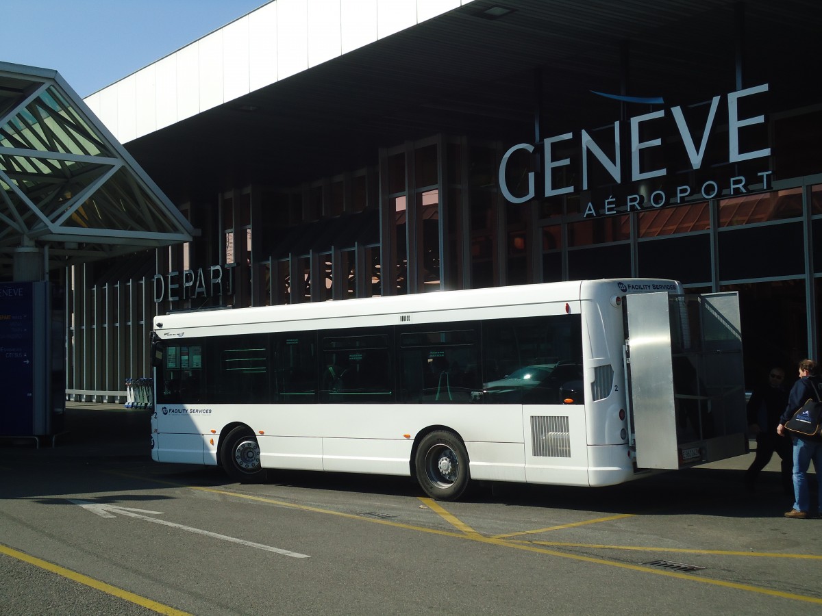 (138'246) - Facility Services, Gen�ve - Nr. 2/GE 961'043 - Irisbus am 9. M�rz 2012 in Gen�ve, A�roport