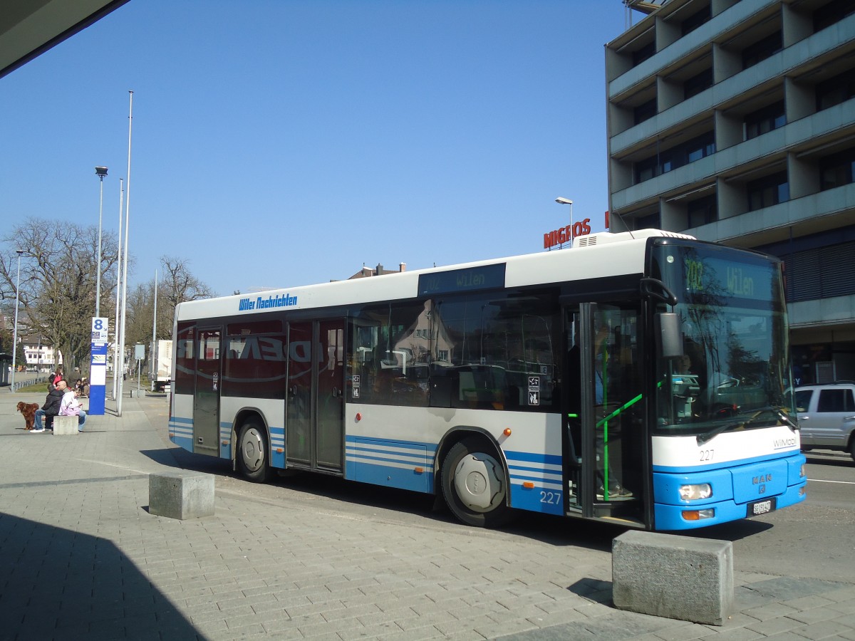 (138'333) - WilMobil, Wil - Nr. 227/SG 191'427 - MAN (ex Wick, Wil Nr. 7) am 14. M�rz 2012 beim Bahnhof Wil