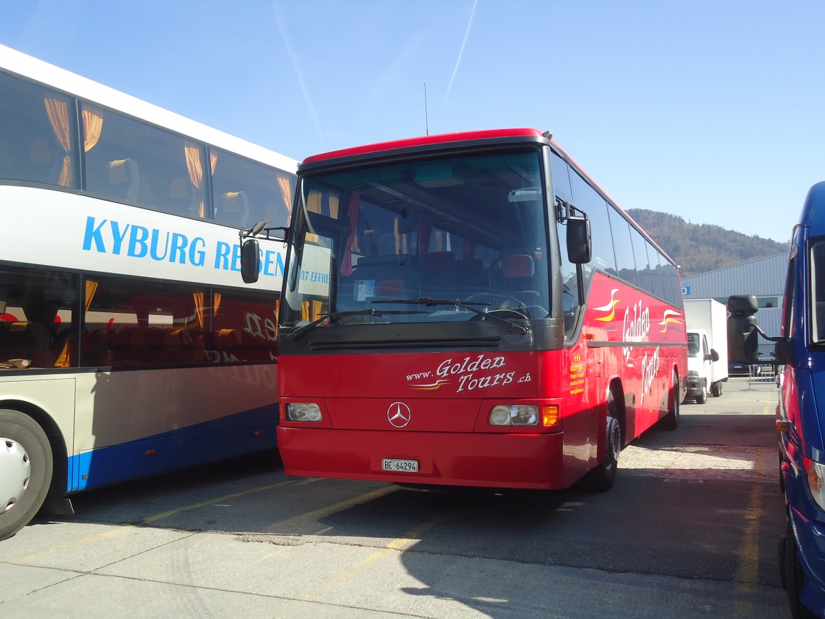 (138'347) - Golden Tours, P�ry - BE 64'294 - Mercedes am 15. M�rz 2012 in Thun, Expo