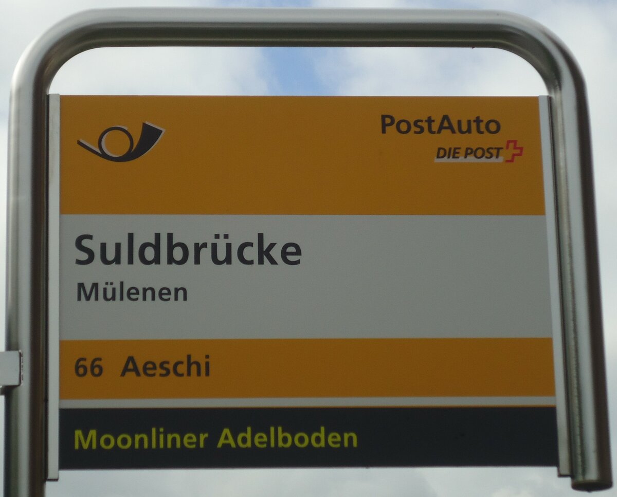 (138'432) - PostAuto-Haltestellenschild - M�lenen, Suldbr�cke - am 6. April 2012