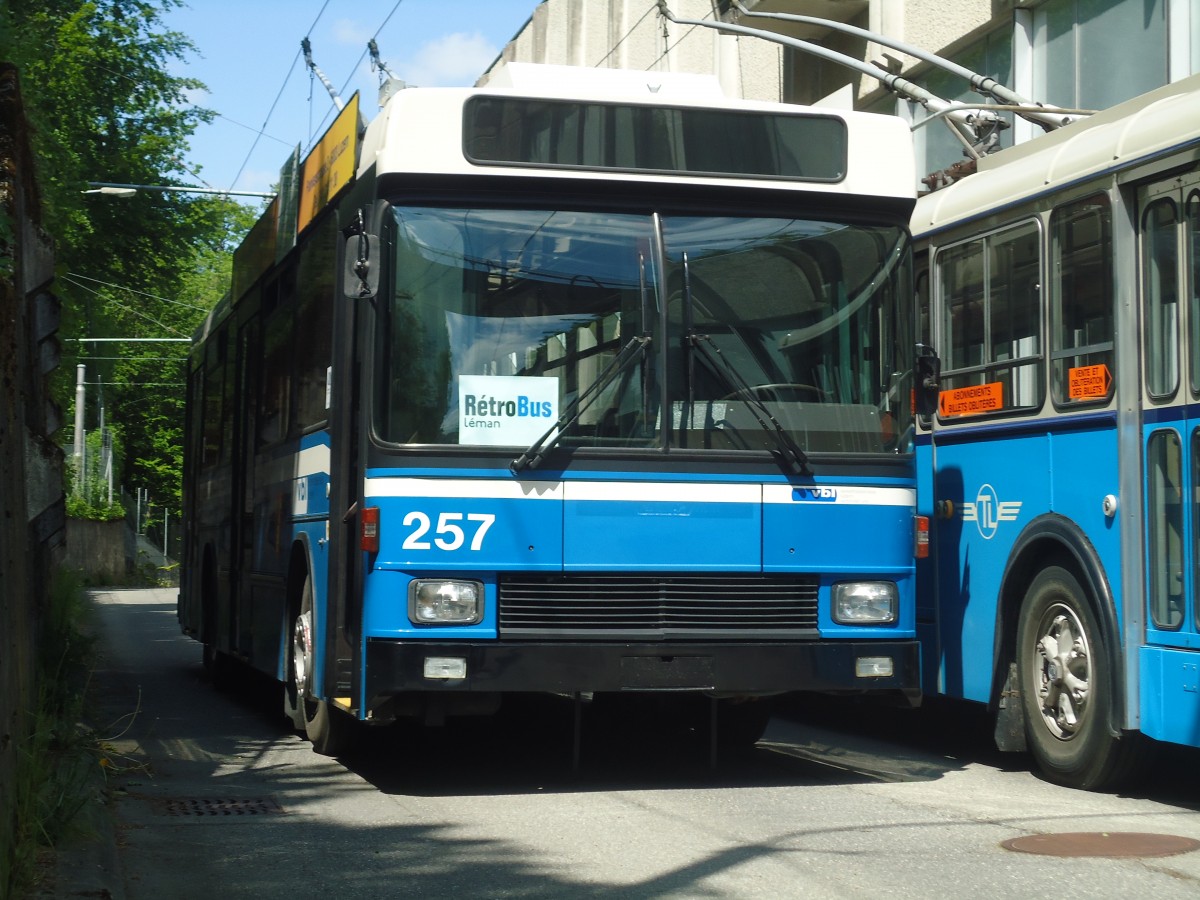 (138'753) - VBL Luzern (R�trobus) - Nr. 257 - NAW/R&J-Hess Trolleybus am 13. Mai 2012 in Lausanne, D�p�t Borde
