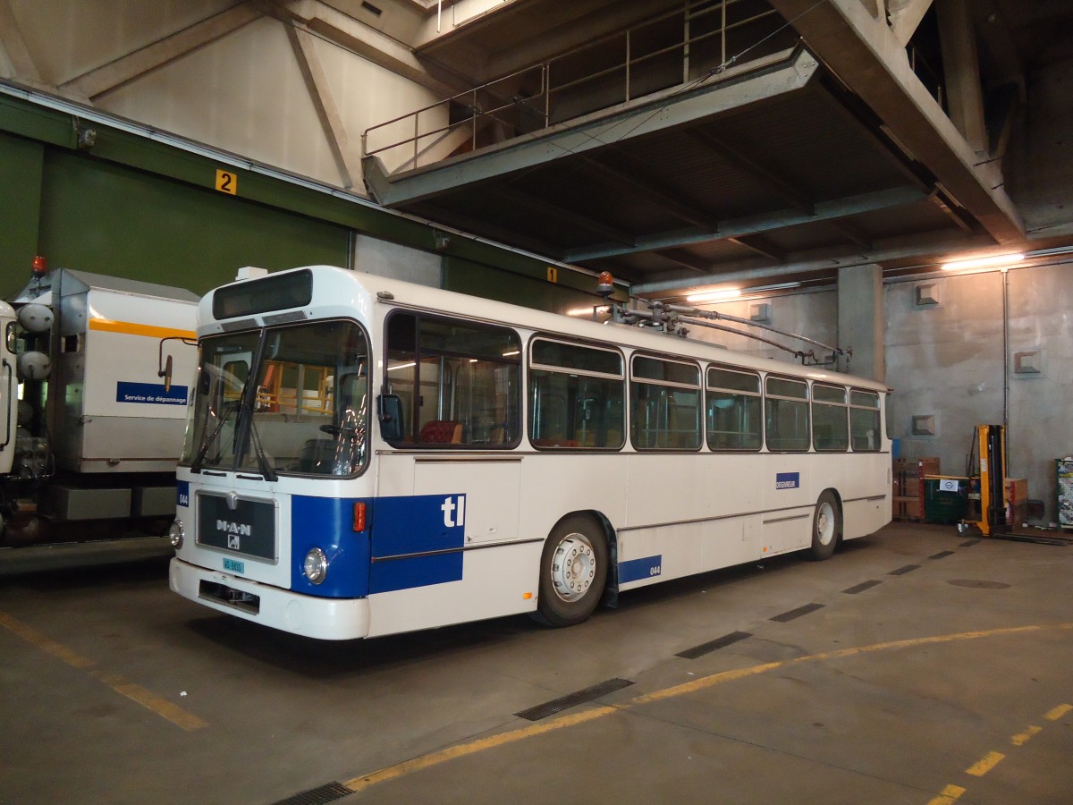 (138'792) - TL Lausanne - Nr. 44/VD 8830 - MAN Enteiser am 13. Mai 2012 in Lausanne, D�p�t Borde
