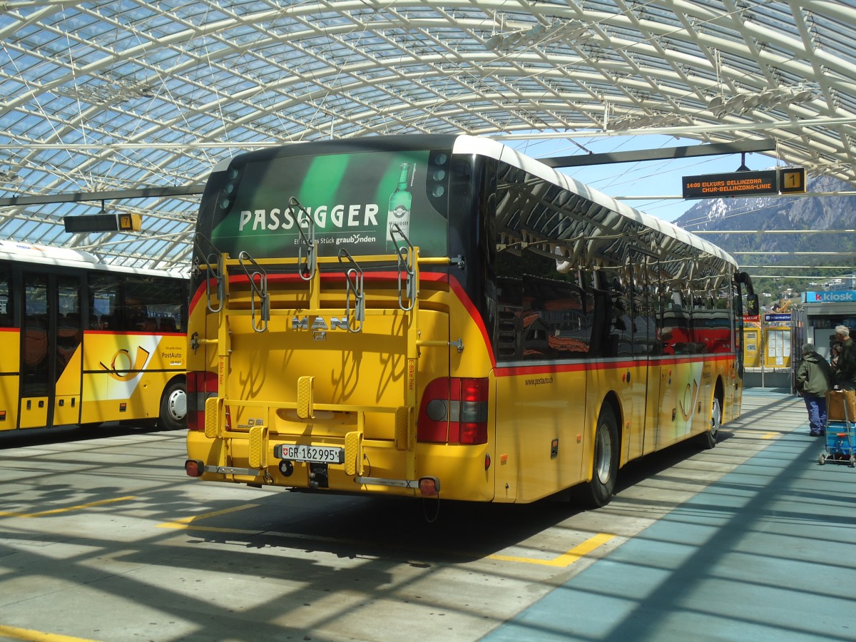 (138'911) - PostAuto Graub�nden - GR 162'995 - MAN am 17. M�rz 2012 in Chur, Postautostation
