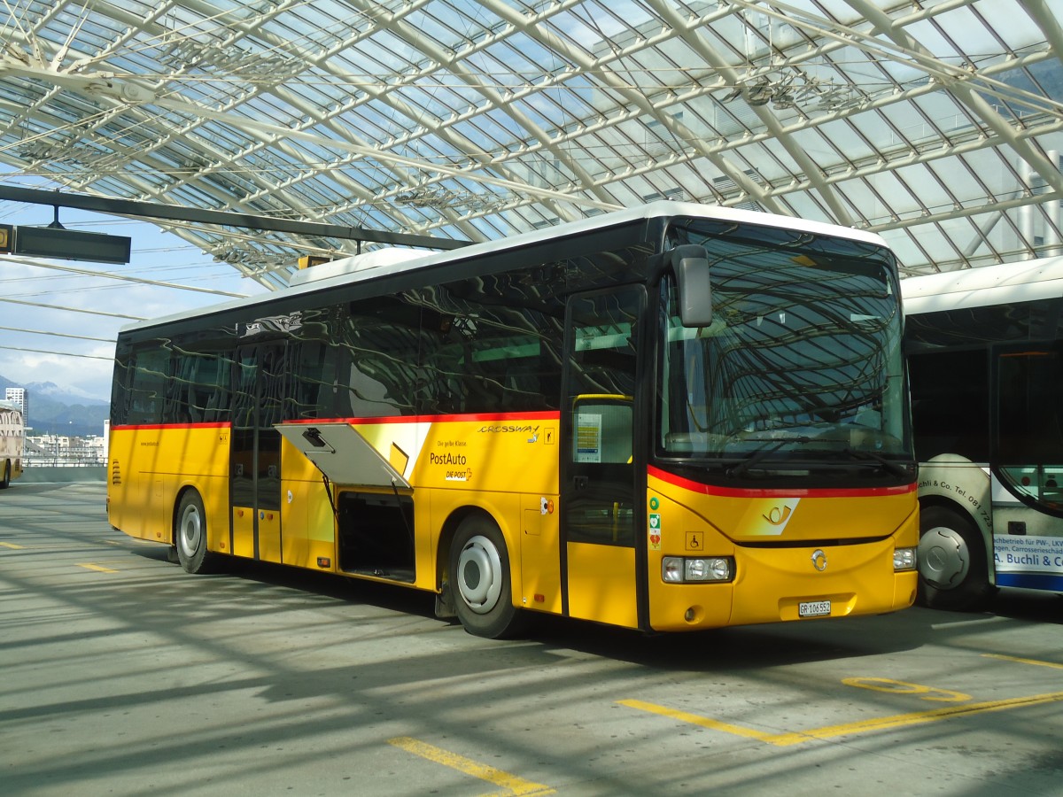 (138'998) - PostAuto Graub�nden - GR 106'552 - Irisbus am 20. Mai 2012 in Chur, Postautostation