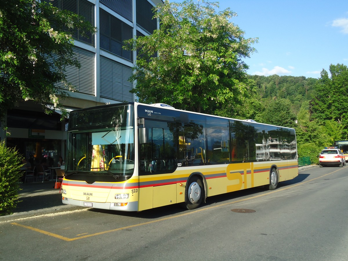(139'177) - STI Thun - Nr. 123/BE 700'123 - MAN am 1. Juni 2012 bei der Schiffl�ndte Thun