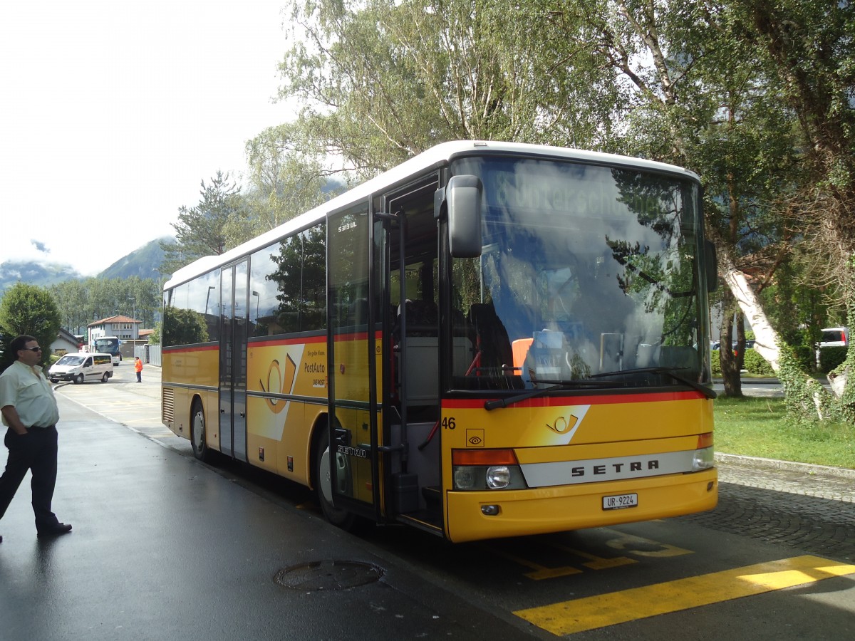 (139'365) - AAGU Altdorf - Nr. 46/UR 9224 - Setra am 11. Juni 2012 beim Bahnhof Fl�elen