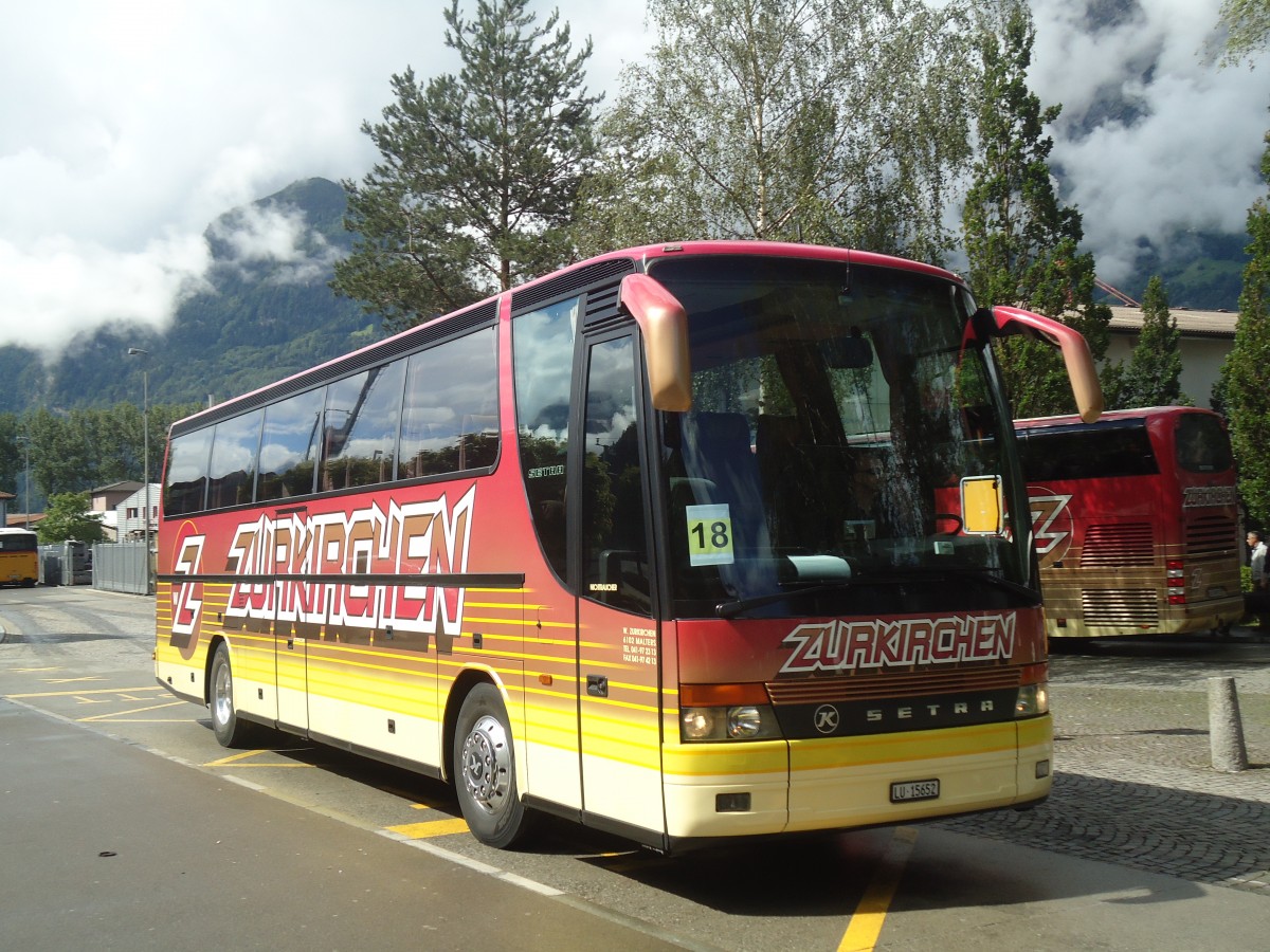 (139'378) - Zurkirchen, Malters - LU 15'652 - Setra am 11. Juni 2012 beim Bahnhof Fl�elen