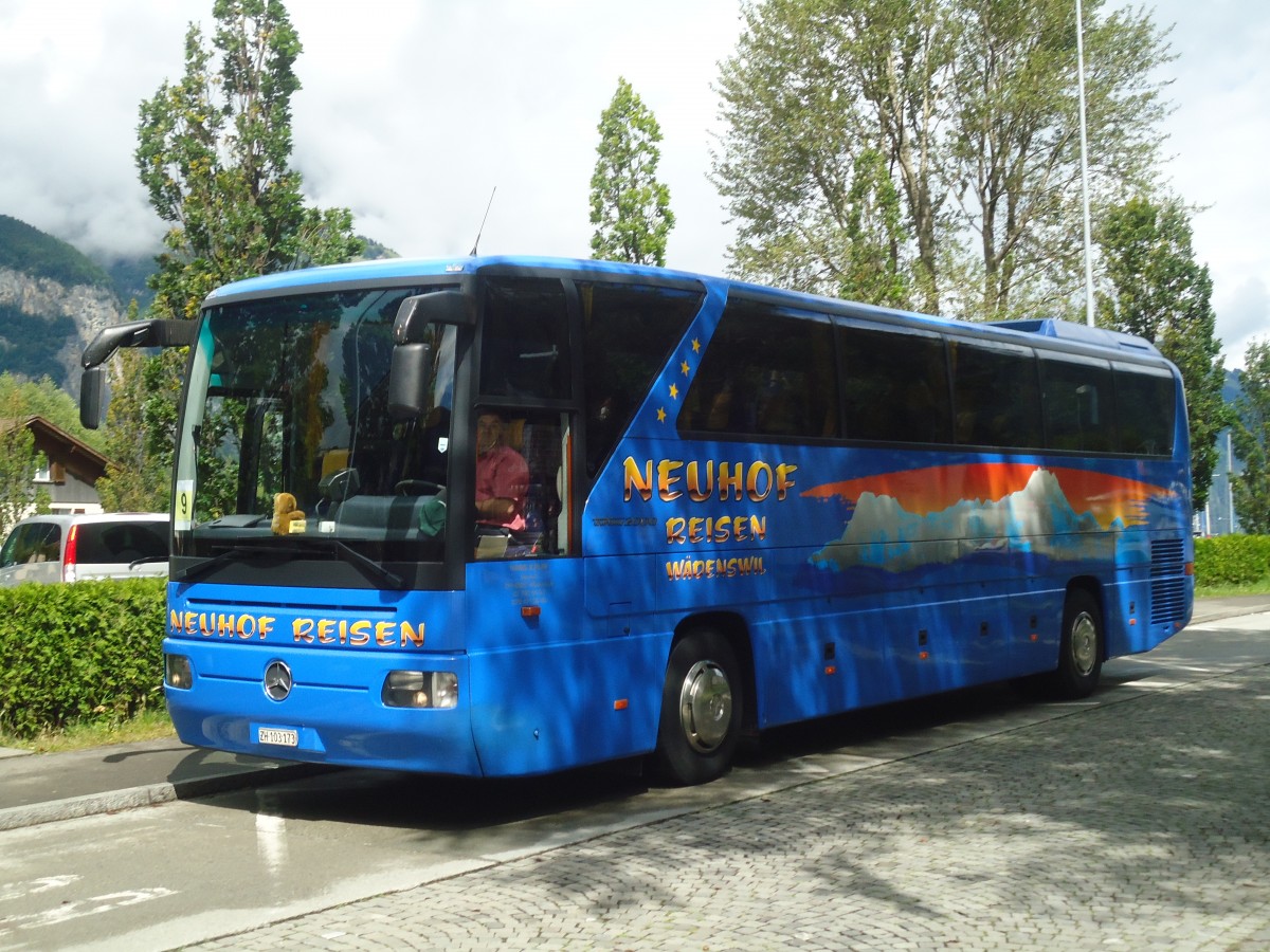 (139'404) - K�lin, W�denswil - ZH 103'173 - Mercedes am 11. Juni 2012 beim Bahnhof Fl�elen