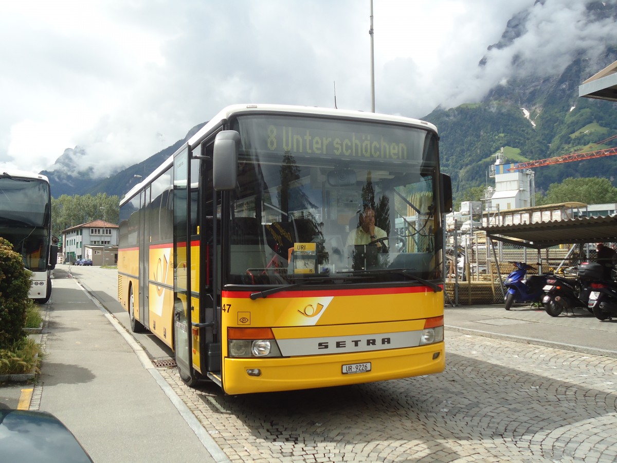 (139'427) - AAGU Altdorf - Nr. 47/UR 9226 - Setra am 11. Juni 2012 beim Bahnhof Fl�elen