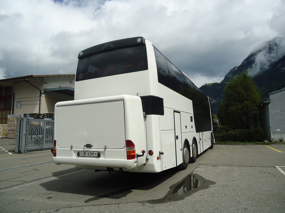 (139'429) - Zgraggen, Schattdorf - UR 9399 - Bova am 11. Juni 2012 beim Bahnhof Fl�elen