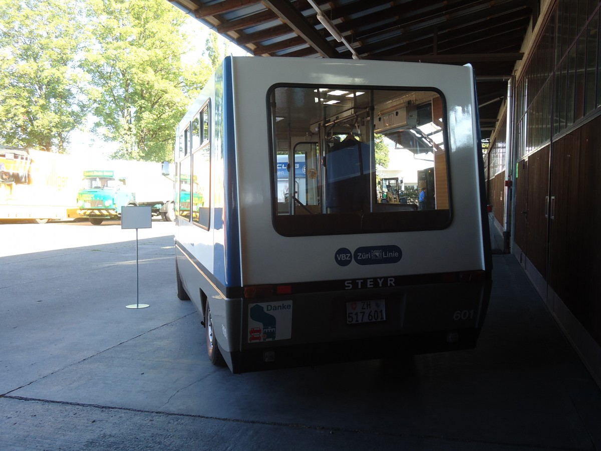 (139'524) - VBZ Z�rich (Kamm) - Nr. 601/ZH 517'601 - Steyr (ex Pfister, Z�rich; ex VBZ Z�rich Nr. 691; ex VBZ Z�rich Nr. 601; ex VBSG St. Gallen Nr. 204) am 16. Juni 2012 in Hinwil, AMP