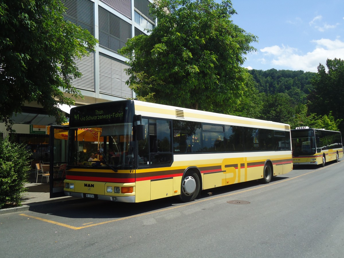 (139'943) - STI Thun - Nr. 11/BE 26'748 - MAN (ex TSG Blumenstein Nr. 2) am 23. Juni 2012 bei der Schiffl�ndte Thun
