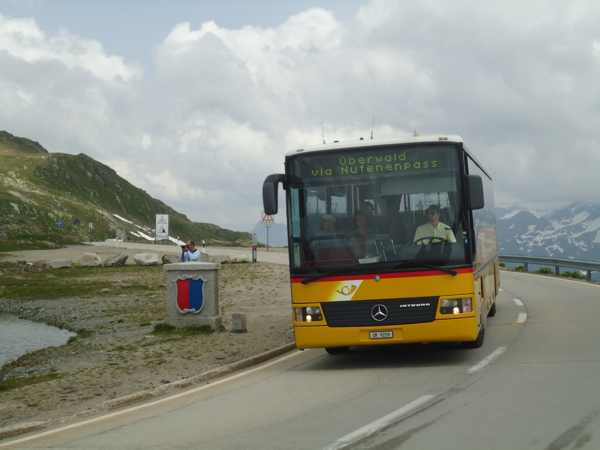 (140'304) - Mattli, Wassen - UR 9209 - Mercedes am 1. Juli 2012 in Nufenen, Passh�he