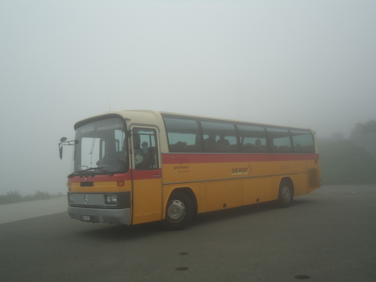 (140'369) - Mattli, Wassen - UR 9107 - Mercedes am 1. Juli 2012 in Gotthard, Passh�he