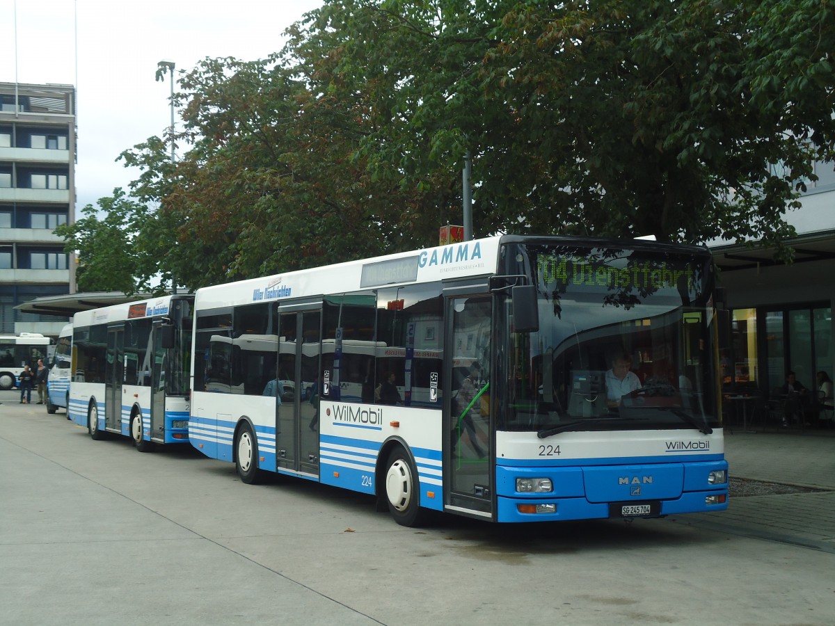 (140'441) - WilMobil, Wil - Nr. 224/SG 245'704 - MAN/G�ppel (ex Wick, Wil Nr. 4) am 11. Juli 2012 beim Bahnhof Wil
