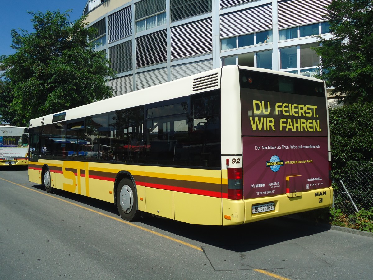 (141'063) - STI Thun - Nr. 92/BE 572'092 - MAN am 10. August 2012 bei der Schiffl�ndte Thun