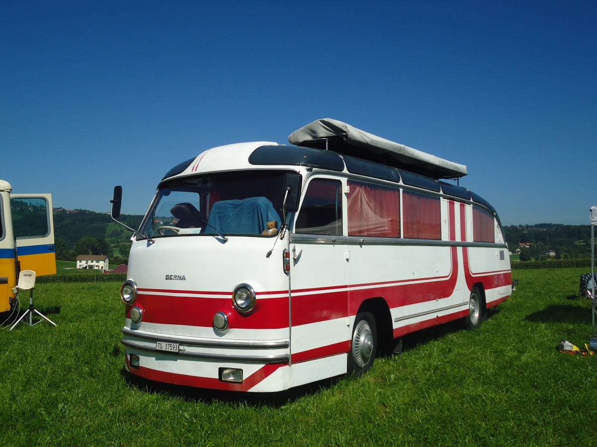 (141'163) - Fahrni, Aadorf - TG 37'593 - Berna/T�scher (ex Unbekannt; ex Steiner, Matzingen; ex Brander, B�tschwil; ex Fr�hlich, Z�rich) am 18. August 2012 in Affeltrangen, Kreuzegg
