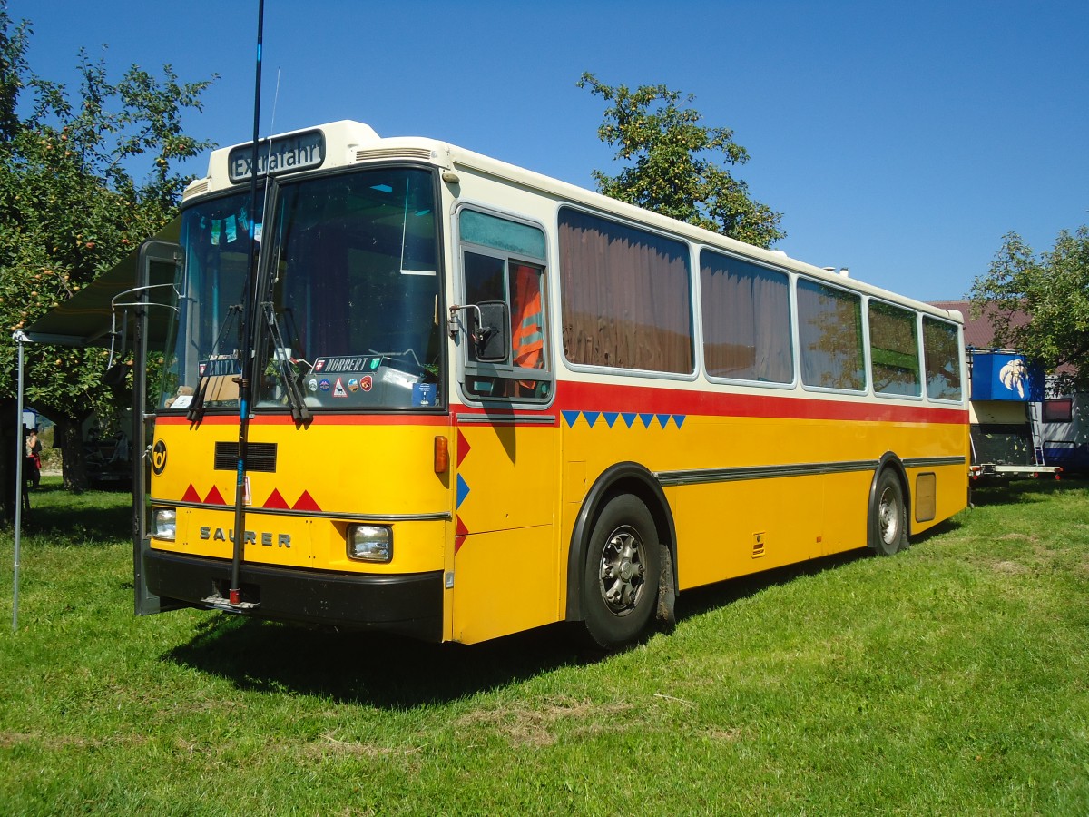(141'222) - Toldo, Z�rich - ZH 124'701 - Saurer/R&J (ex Peter, Pfaffnau) am 18. August 2012 in Affeltrangen, Kreuzegg