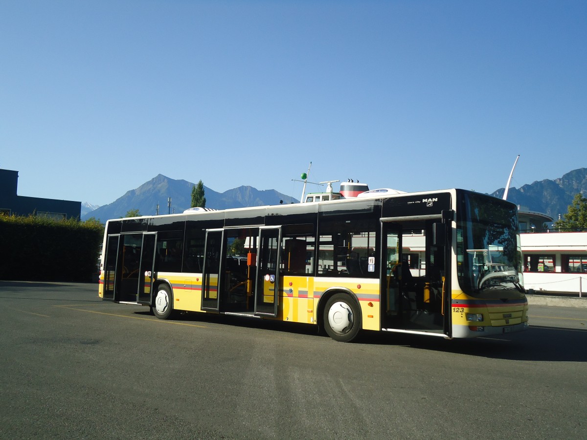 (141'227) - STI Thun - Nr. 123/BE 700'123 - MAN am 19. August 2012 bei der Schiffl�ndte Thun