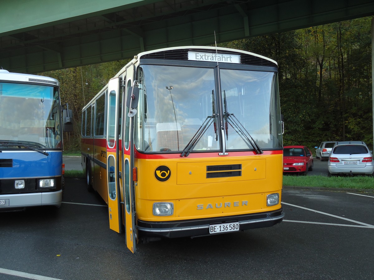(141'970) - Schumacher, Liebefeld - BE 136'580 - Saurer/T�scher (ex Zimmermann, Niederwangen; ex P 24'289) am 21. Oktober 2012 in Flamatt, Bernstrasse