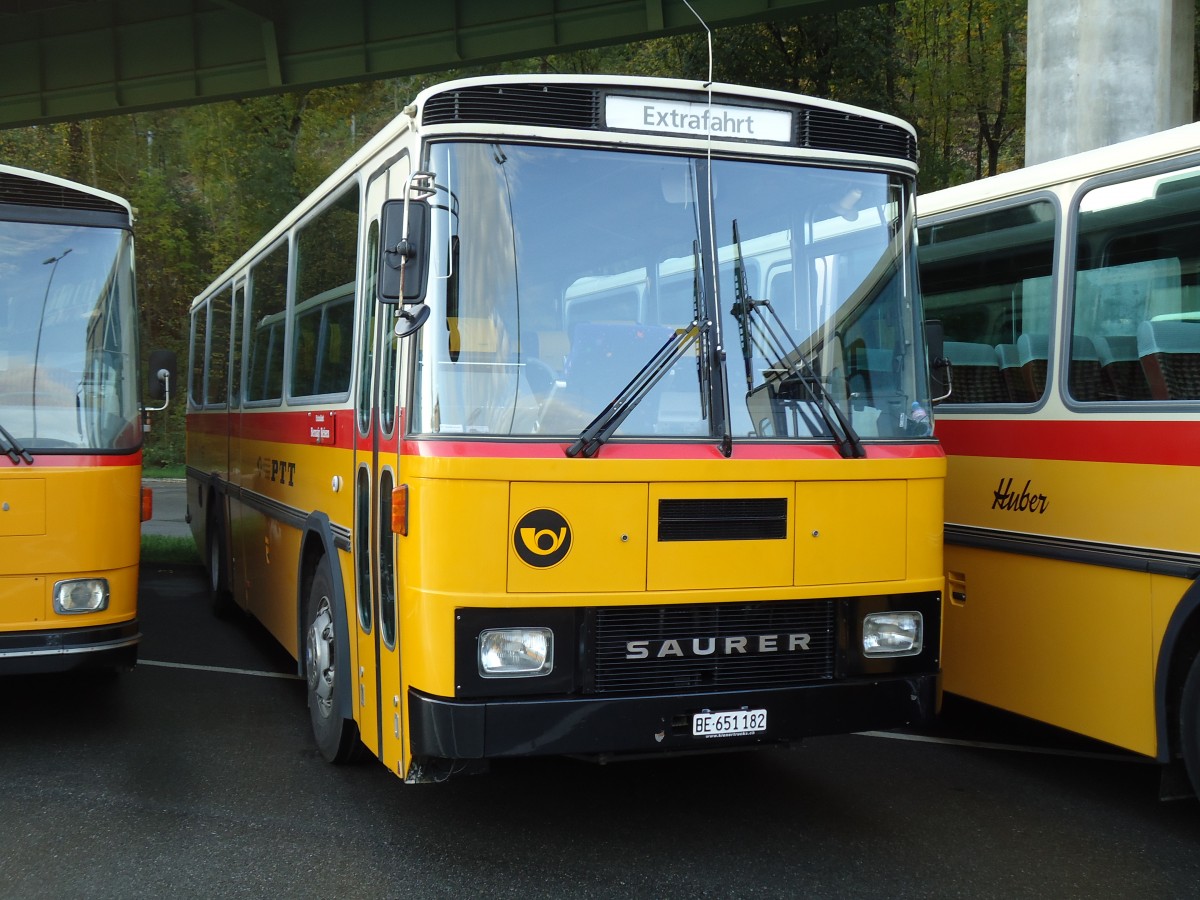(141'974) - Bernair, M�nsingen - BE 651'182 - Saurer/T�scher (ex Schebath, Lauerz; ex Albin, F�llanden; ex Heim, Flums) am 21. Oktober 2012 in Flamatt, Bernstrasse