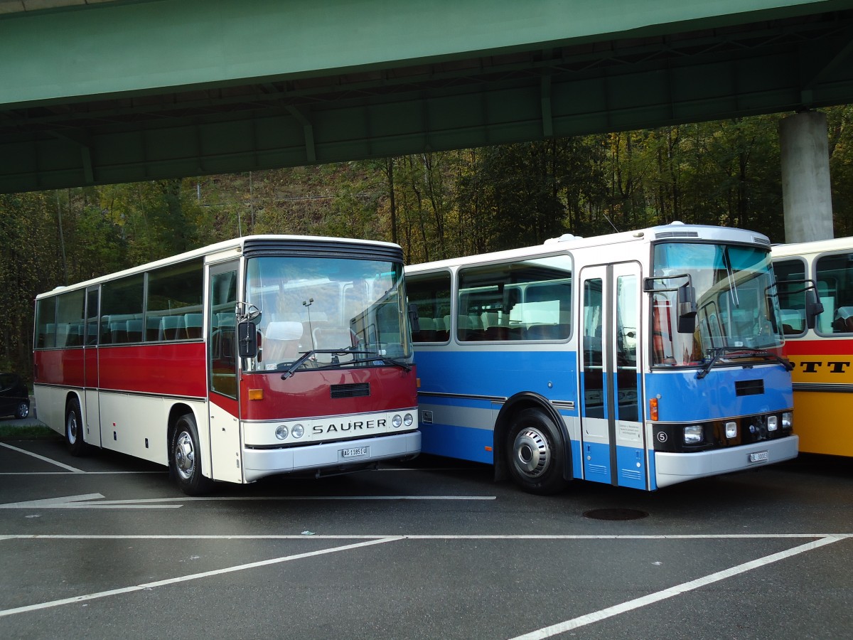 (141'982) - Dreier, Suhr - AG 11'851 U - Saurer/R&J (ex Gerber, Matzendorf; ex Schnider, Sch�pfheim) am 21. Oktober 2012 in Flamatt, Bernstrasse