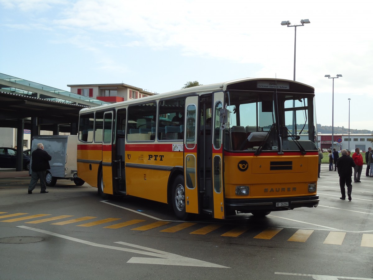 (142'004) - Schmid, Th�rishaus - BE 26'206 - Saurer/T�scher (ex P 24'244) am 21. Oktober 2012 in Flamatt, Bernstrasse