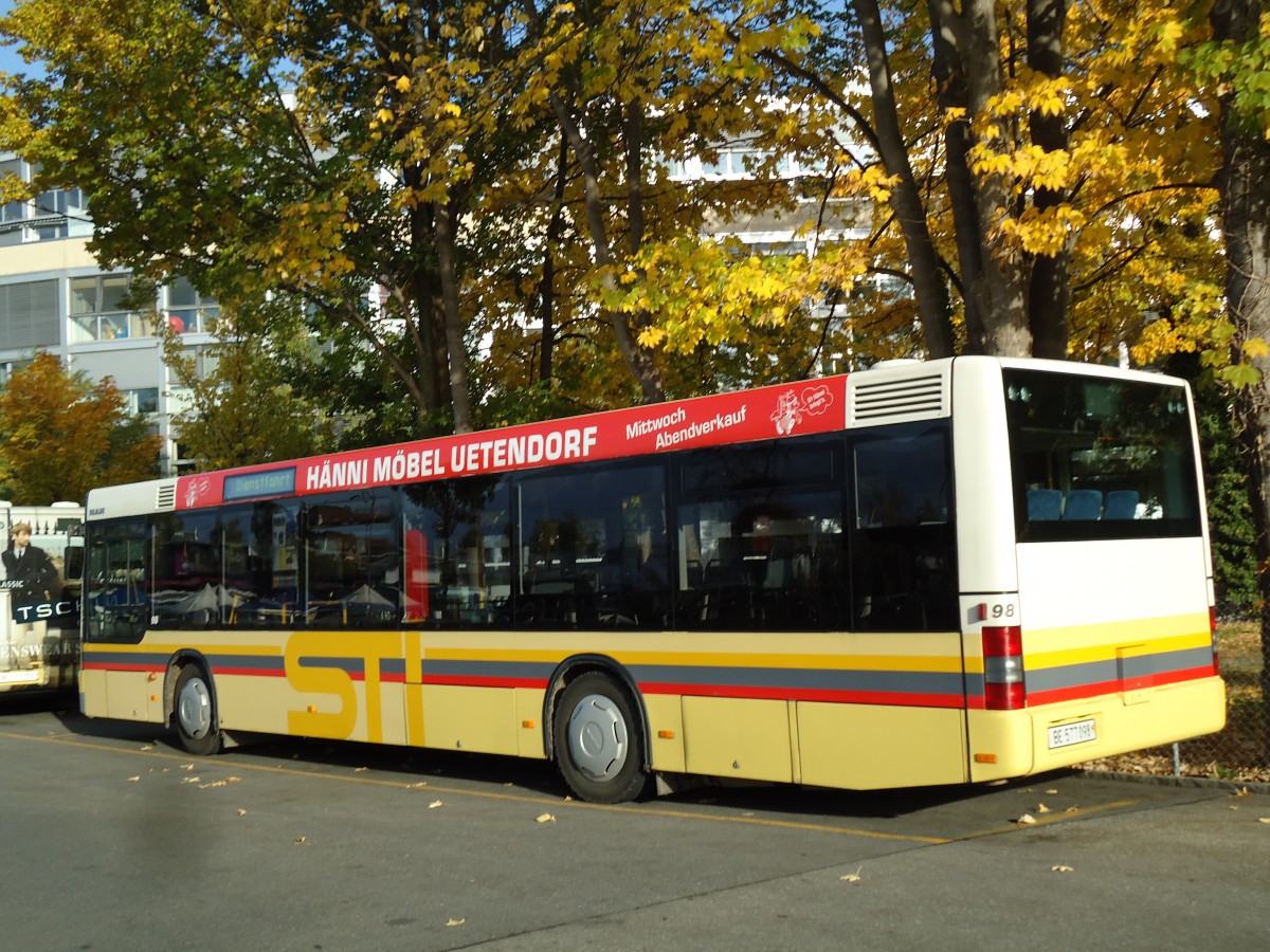(142'074) - STI Thun - Nr. 98/BE 577'098 - MAN am 22. Oktober 2012 bei der Schiffl�ndte Thun