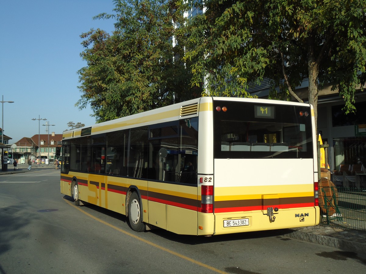 (142'076) - STI Thun - Nr. 82/BE 543'382 - MAN am 22. Oktober 2012 bei der Schiffl�ndte Thun