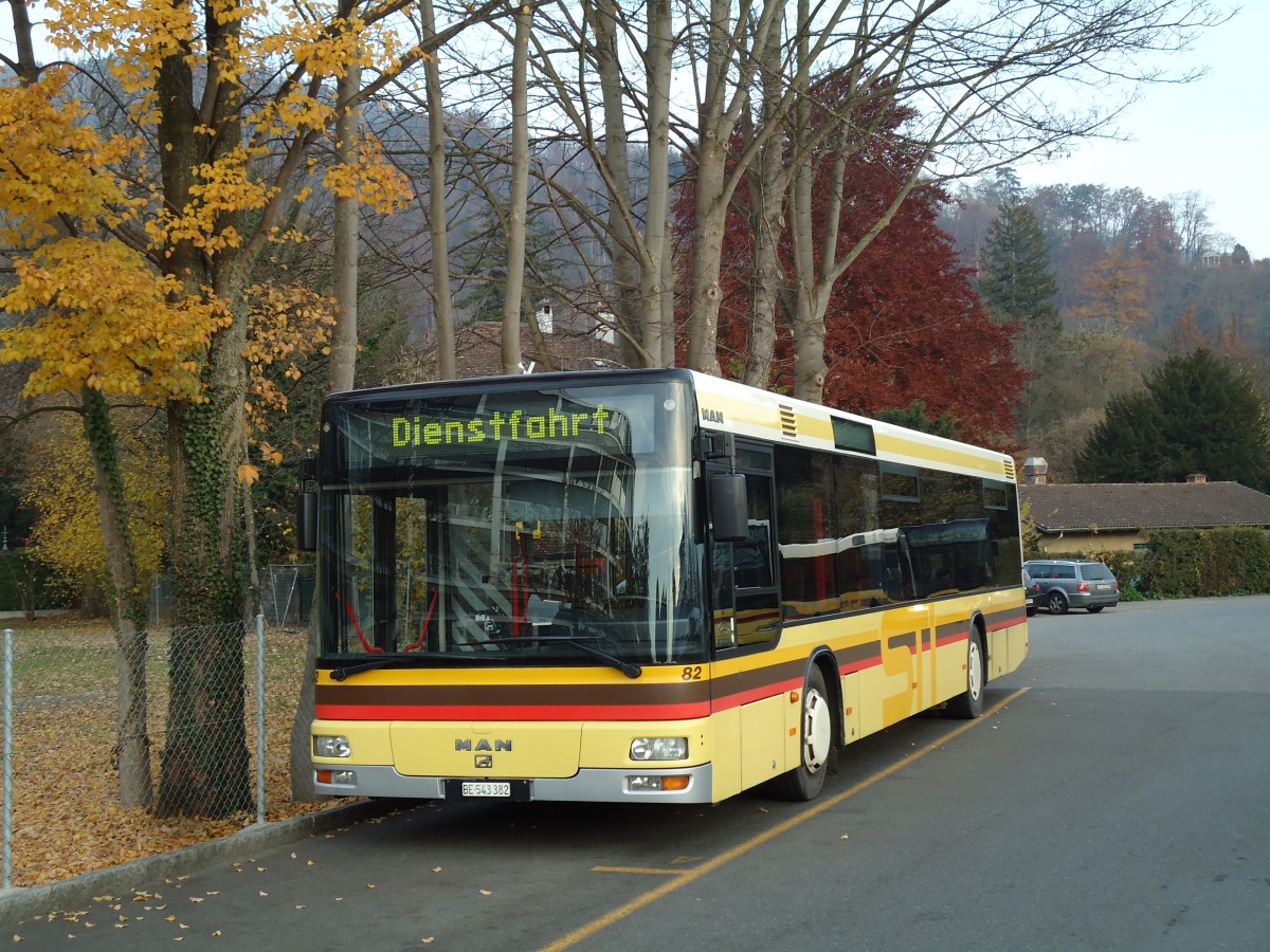 (142'205) - STI Thun - Nr. 82/BE 543'382 - MAN am 17. November 2012 bei der Schiffl�ndte Thun