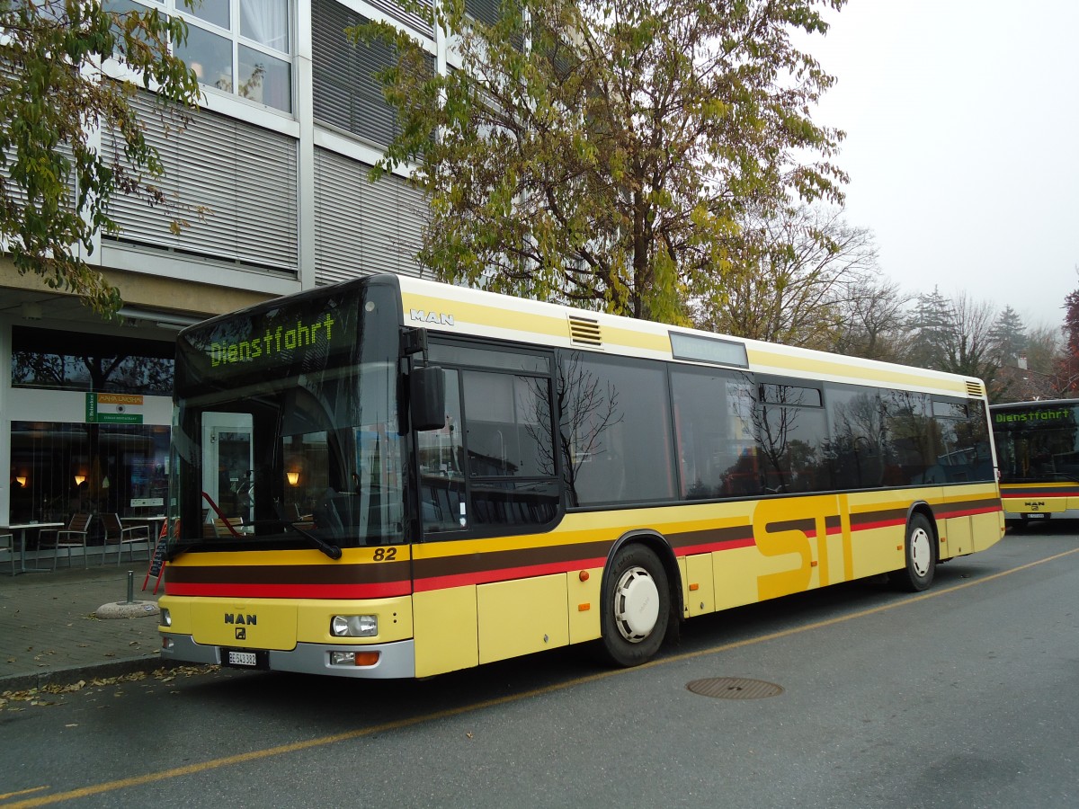 (142'223) - STI Thun - Nr. 82/BE 543'382 - MAN am 19. November 2012 bei der Schiffl�ndte Thun