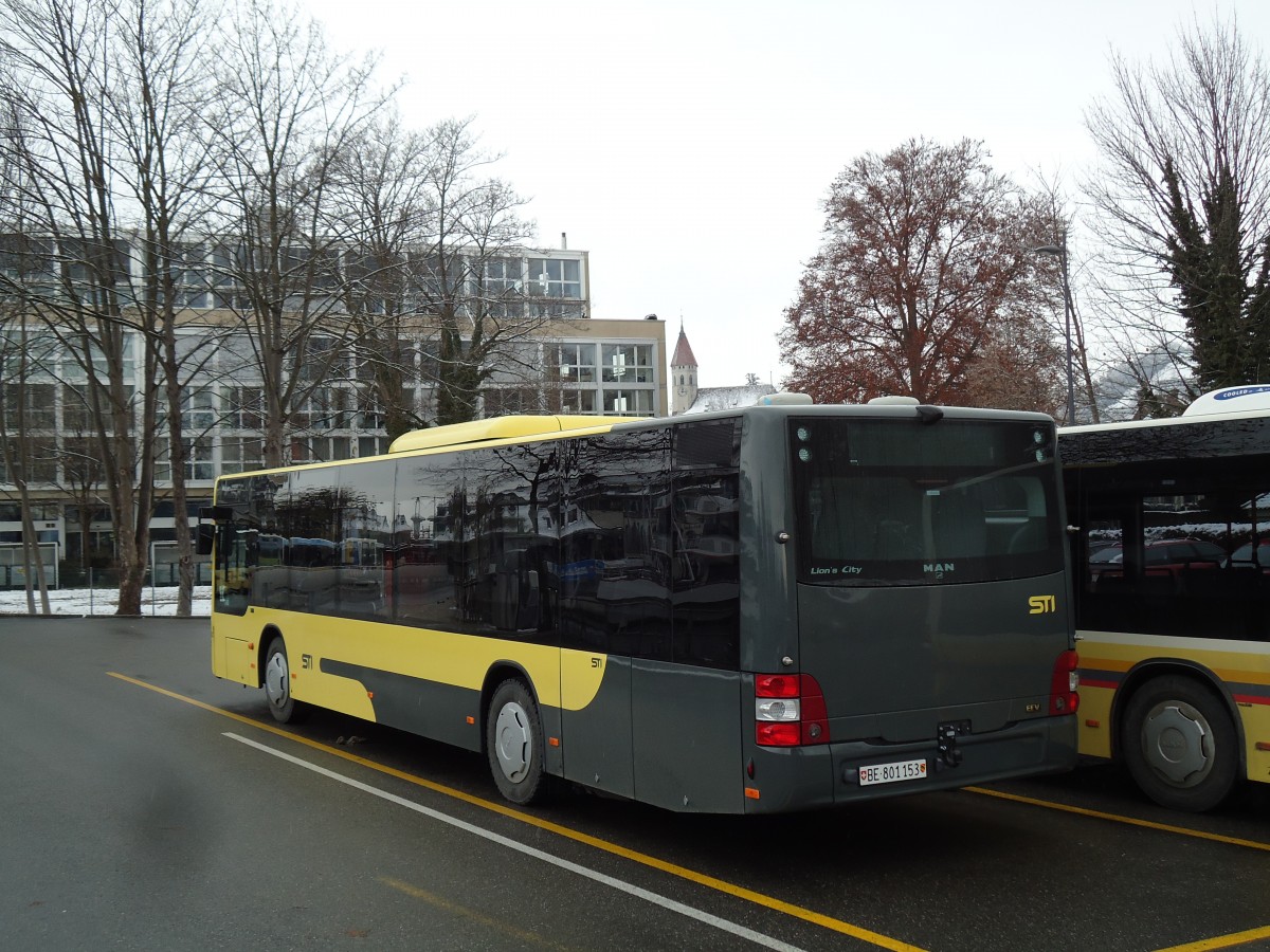 (142'287) - STI Thun - Nr. 153/BE 801'153 - MAN am 30. November 2012 bei der Schiffl�ndte Thun